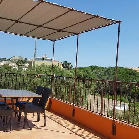 Ξενοδοχείο με διαμερίσματα A Merula 2*