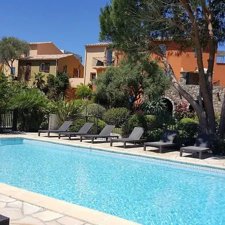 Aparthotel A Merula Calvi (Corsica)