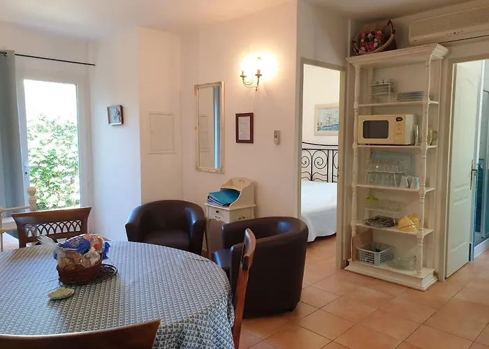 Résidence A Merula Aparthotel 2*
