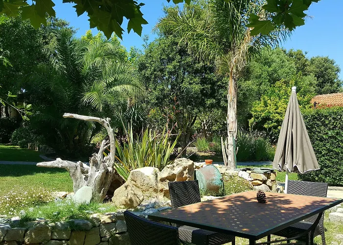 A Merula Aparthotel 2*