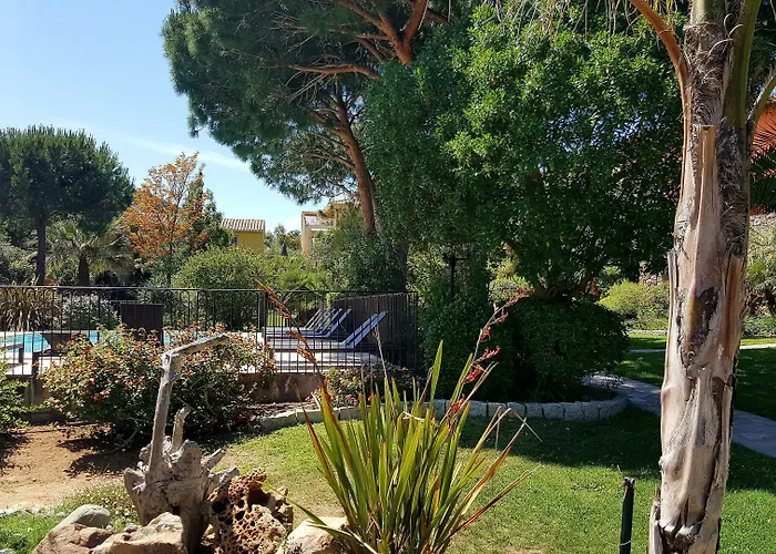 Résidence A Merula Aparthotel 2*